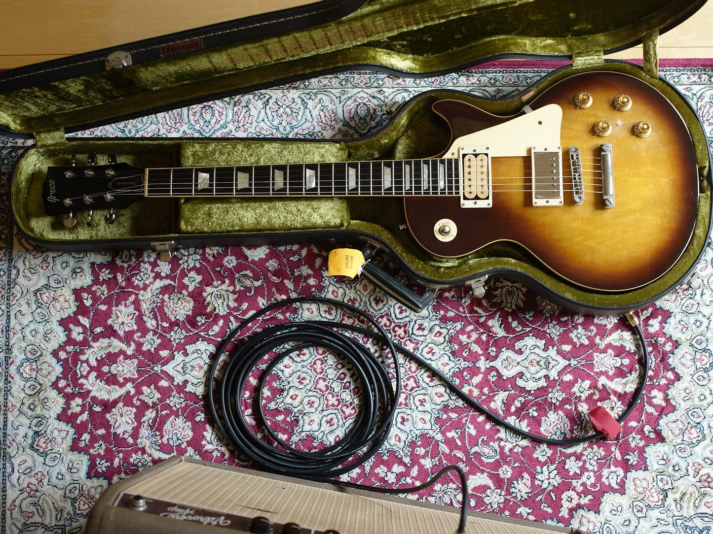 1979 Greco EG-900 in Tobacco Sunburst